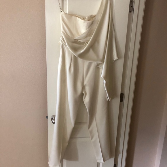 House of CB "Willow" jumpsuit - Picture 8 of 9